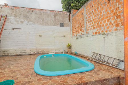 Casa à venda com 54m², 3 quartos e 1 vaga Casa à venda com 54m², 3 quartos e 1 vagaÁrea comum