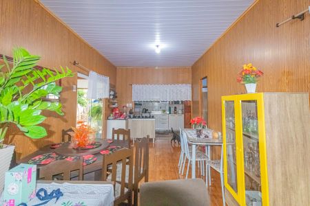 Casa à venda com 54m², 3 quartos e 1 vaga Casa à venda com 54m², 3 quartos e 1 vagaSala/Cozinha