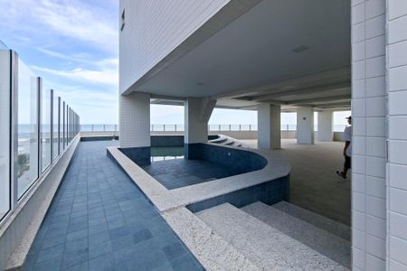 Apartamento para alugar com 116m², 2 quartos e 3 vagas Apartamento para alugar com 116m², 2 quartos e 3 vagasÁrea comum - Piscina