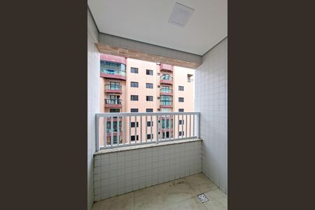 Apartamento para alugar com 116m², 2 quartos e 3 vagas Apartamento para alugar com 116m², 2 quartos e 3 vagasÁrea de Serviço