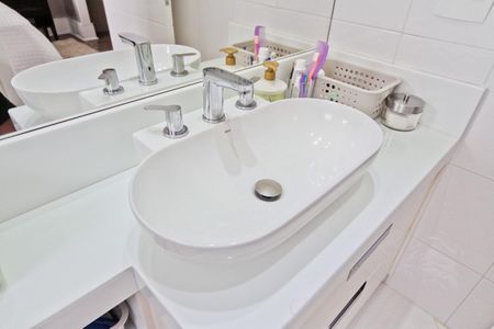 Apartamento à venda com 140m², 3 quartos e 3 vagasBanheiro da Suíte 2