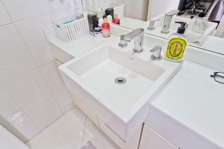 Apartamento à venda com 140m², 3 quartos e 3 vagasBanheiro da Suíte 1