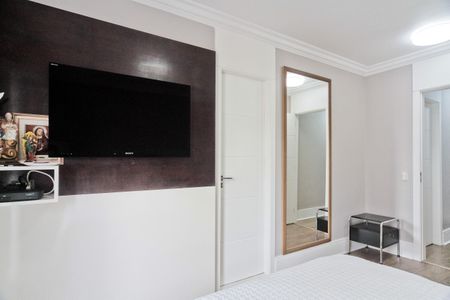 Apartamento à venda com 140m², 3 quartos e 3 vagasSuíte 2