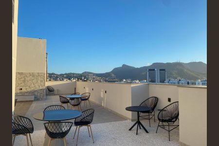 Apartamento para alugar com 47m², 2 quartos e sem vagaÁrea externa