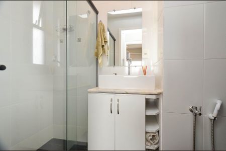 Apartamento à venda com 77m², 3 quartos e 1 vaga Apartamento à venda com 77m², 3 quartos e 1 vagaBanheiro