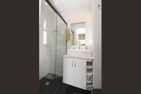 Apartamento à venda com 77m², 3 quartos e 1 vaga Apartamento à venda com 77m², 3 quartos e 1 vagaBanheiro