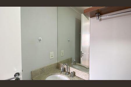 Apartamento para alugar com 71m², 2 quartos e 1 vagaBanheiro da Suíte