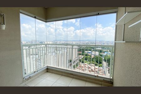 Apartamento para alugar com 71m², 2 quartos e 1 vagaSacada