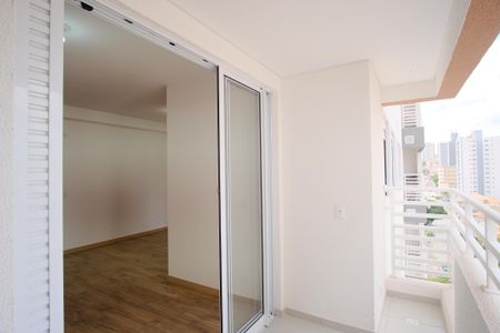 Apartamento para alugar com 40m², 2 quartos e 1 vagaVaranda