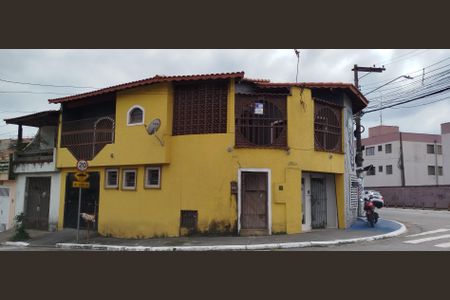 Casa para alugar com 230m², 3 quartos e sem vagaFachada + Placa