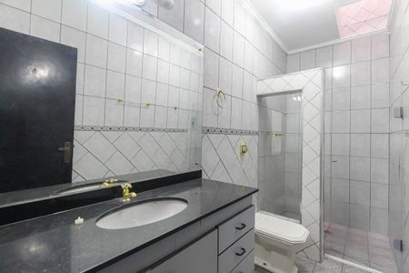 Casa para alugar com 230m², 3 quartos e sem vagaBanheiro