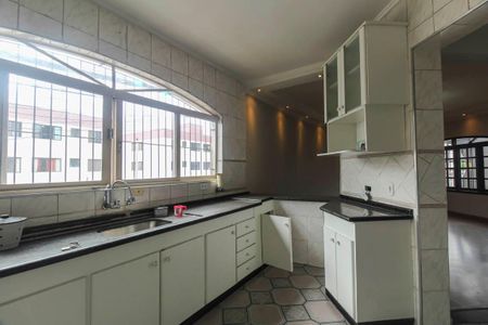 Casa para alugar com 230m², 3 quartos e sem vagaCozinha