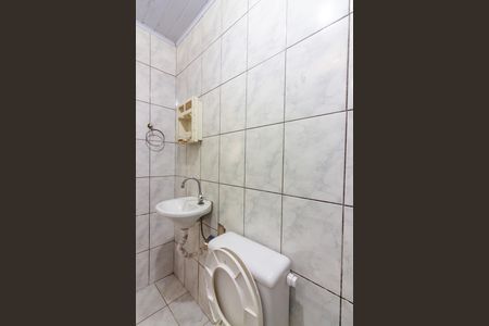 Banheiro de casa para alugar com 1 quarto, 100m² em Jardim Primeiro de Maio (chacara Fazendinha), Osasco