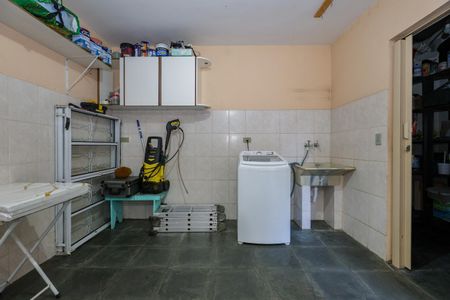 Casa à venda com 125m², 4 quartos e 2 vagas Casa à venda com 125m², 4 quartos e 2 vagasÁrea de Serviço