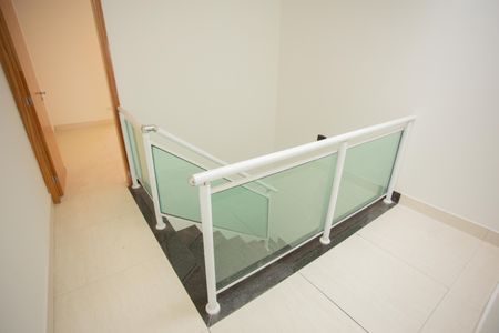 Casa para alugar com 170m², 3 quartos e 4 vagasCORREDOR