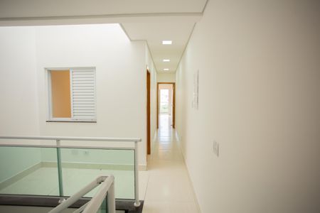 Casa para alugar com 170m², 3 quartos e 4 vagasCORREDOR