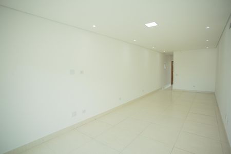 SALA de casa para alugar com 3 quartos, 170m² em Vila Mangalot, São Paulo