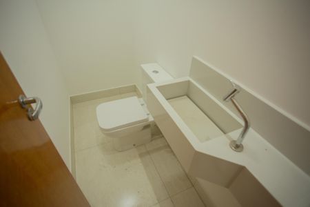 Casa para alugar com 170m², 3 quartos e 4 vagasLAVABO