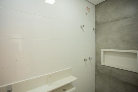 Casa para alugar com 170m², 3 quartos e 4 vagasBANHEIRO DA SUÍTE 2