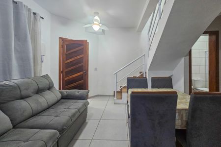 Sala de casa de condomínio para alugar com 2 quartos, 82m² em Enseada, Guarujá