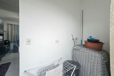 Casa de condomínio para alugar com 82m², 2 quartos e 1 vaga Casa de condomínio para alugar com 82m², 2 quartos e 1 vagaÁrea de serviço