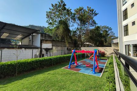 Apartamento para alugar com 85m², 2 quartos e sem vagaÁrea comum - Playground