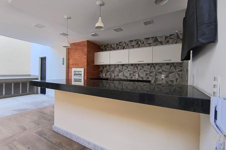 Apartamento para alugar com 85m², 2 quartos e sem vagaÁrea comum - Churrasqueira