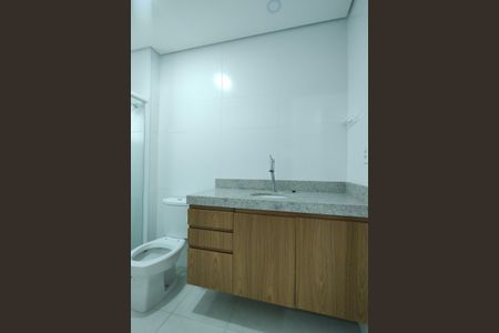 Apartamento para alugar com 85m², 2 quartos e sem vagaBanheiro da Suíte