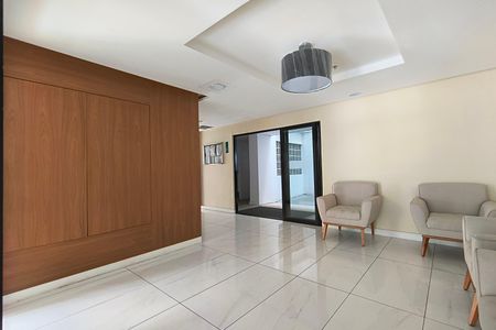 Apartamento para alugar com 85m², 2 quartos e sem vagaHall de entrada