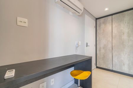 Studio para alugar com 32m², 1 quarto e 1 vagaCorredor
