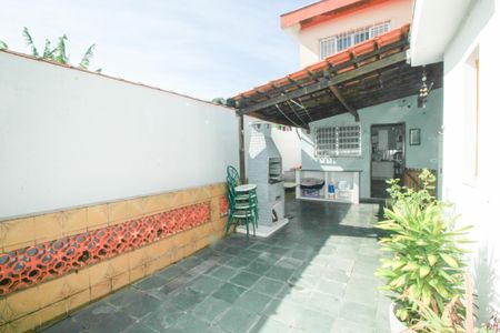 Casa para alugar com 290m², 3 quartos e 3 vagasQuintal