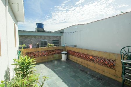 Casa para alugar com 290m², 3 quartos e 3 vagasQuintal