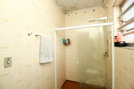 Casa para alugar com 290m², 3 quartos e 3 vagasBanheiro Social