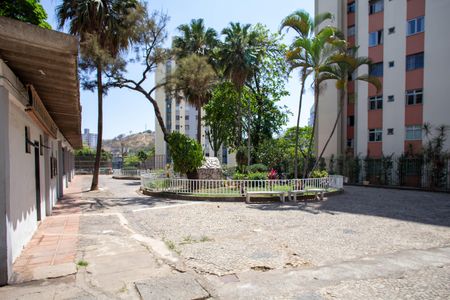 Apartamento para alugar com 67m², 2 quartos e 1 vaga Apartamento para alugar com 67m², 2 quartos e 1 vagaÁrea comum - Salão de festas