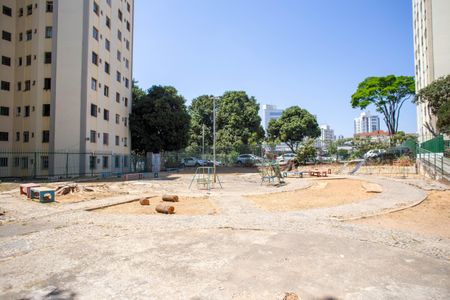 Apartamento para alugar com 67m², 2 quartos e 1 vaga Apartamento para alugar com 67m², 2 quartos e 1 vagaÁrea comum - Playground