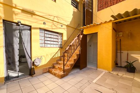 Apartamento à venda com 200m², 2 quartos e 2 vagasQuintal