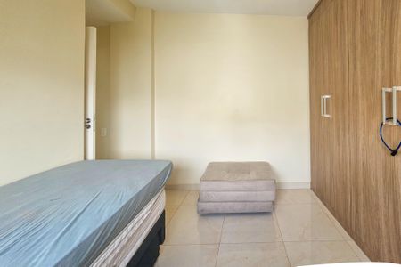 Apartamento para alugar com 90m², 2 quartos e sem vagaQuarto