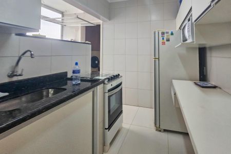 Apartamento para alugar com 90m², 2 quartos e sem vagacozinha