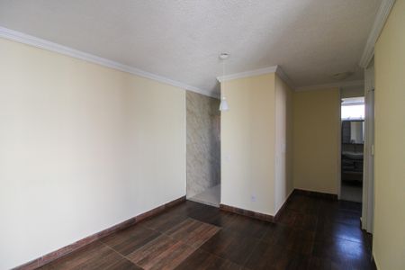 Sala de apartamento para alugar com 2 quartos, 44m² em Parque Ipe, São Paulo