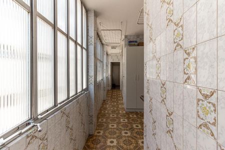 Apartamento à venda com 250m², 3 quartos e 3 vagas Apartamento à venda com 250m², 3 quartos e 3 vagasÁrea de Serviço