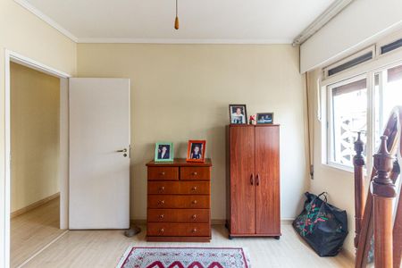 Apartamento à venda com 250m², 3 quartos e 3 vagas Apartamento à venda com 250m², 3 quartos e 3 vagasQuarto 3