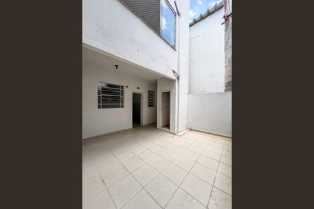 Apartamento à venda com 93m², 2 quartos e 1 vaga Apartamento à venda com 93m², 2 quartos e 1 vagaQuintal
