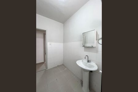 Apartamento à venda com 93m², 2 quartos e 1 vaga Apartamento à venda com 93m², 2 quartos e 1 vagaBanheiro