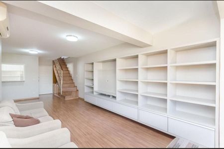 Sala  de apartamento para alugar com 2 quartos, 179m² em Teresópolis, Porto Alegre