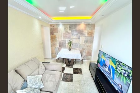 Apartamento à venda com 63m², 2 quartos e 1 vagaSala