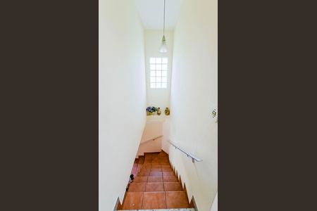 Casa à venda com 123m², 3 quartos e 4 vagasEscada Quartos/Sala