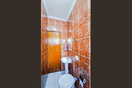 Casa à venda com 123m², 3 quartos e 4 vagasBanheiro Social 