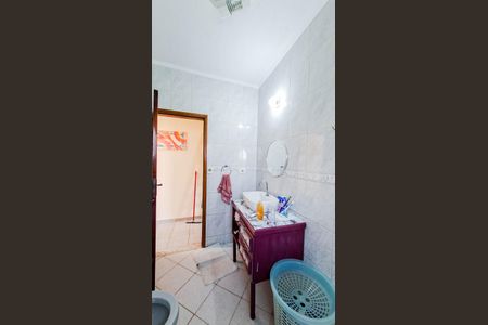 Casa à venda com 123m², 3 quartos e 4 vagasBanheiro