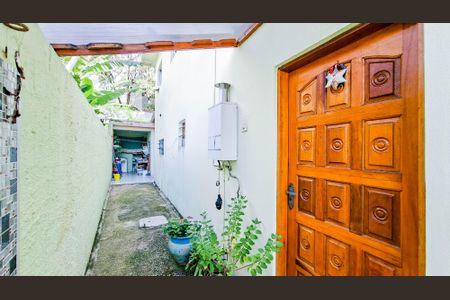 Casa à venda com 123m², 3 quartos e 4 vagasQuintal