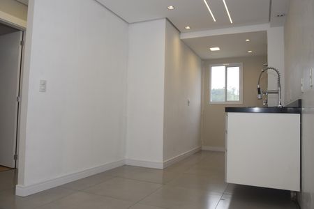 Cozinha de apartamento para alugar com 2 quartos, 54m² em Jardim de Lourdes, Embu das Artes
